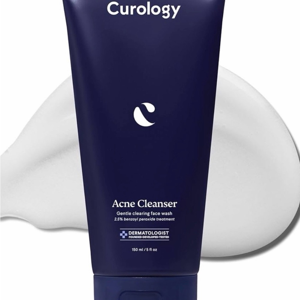 Curology Acne Cleanser - Deep Navy Blue Tube